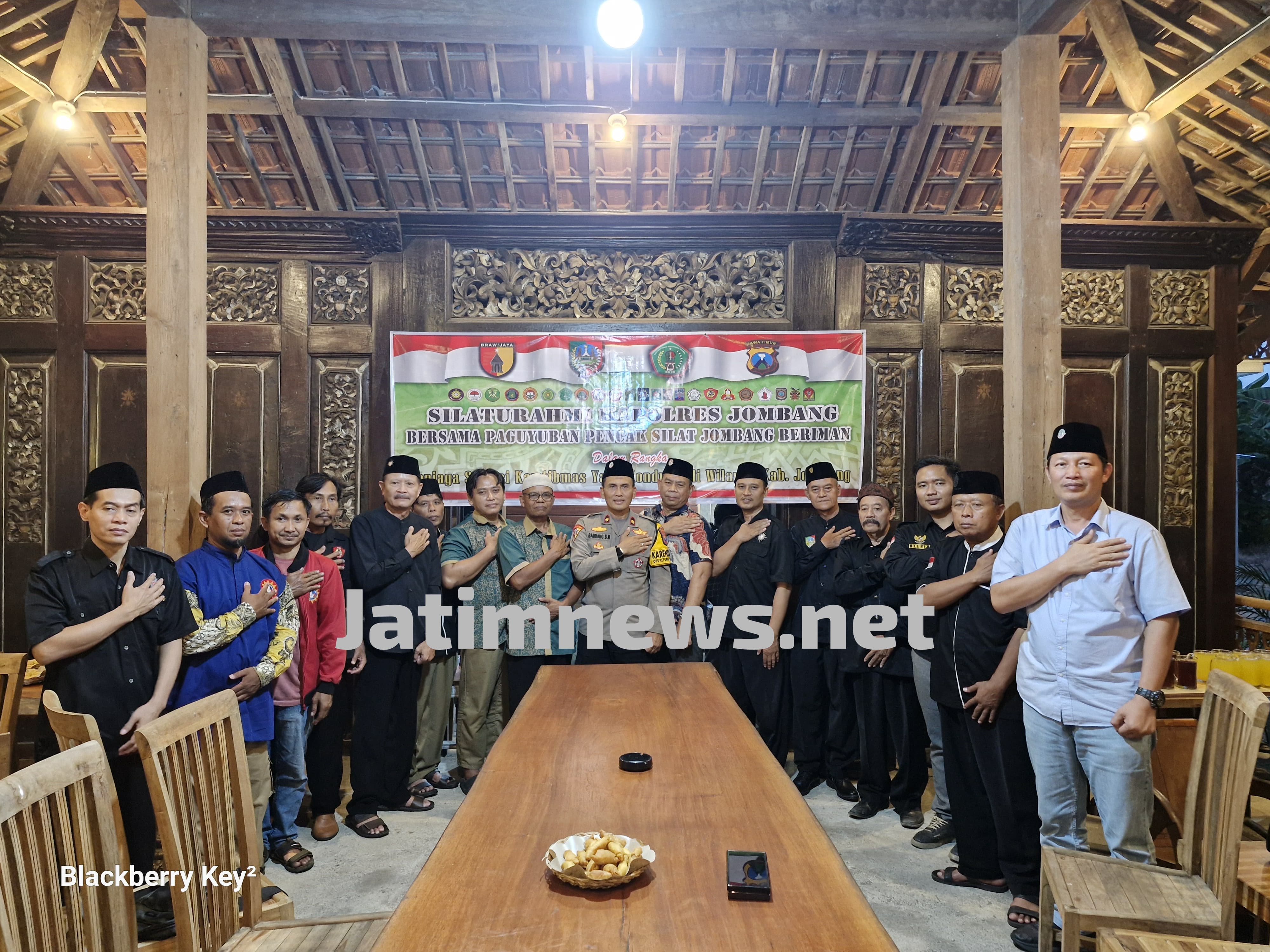 Jalin Silaturahmi, Polres Jombang Gelar Buka Puasa Bersama Perguruan Silat