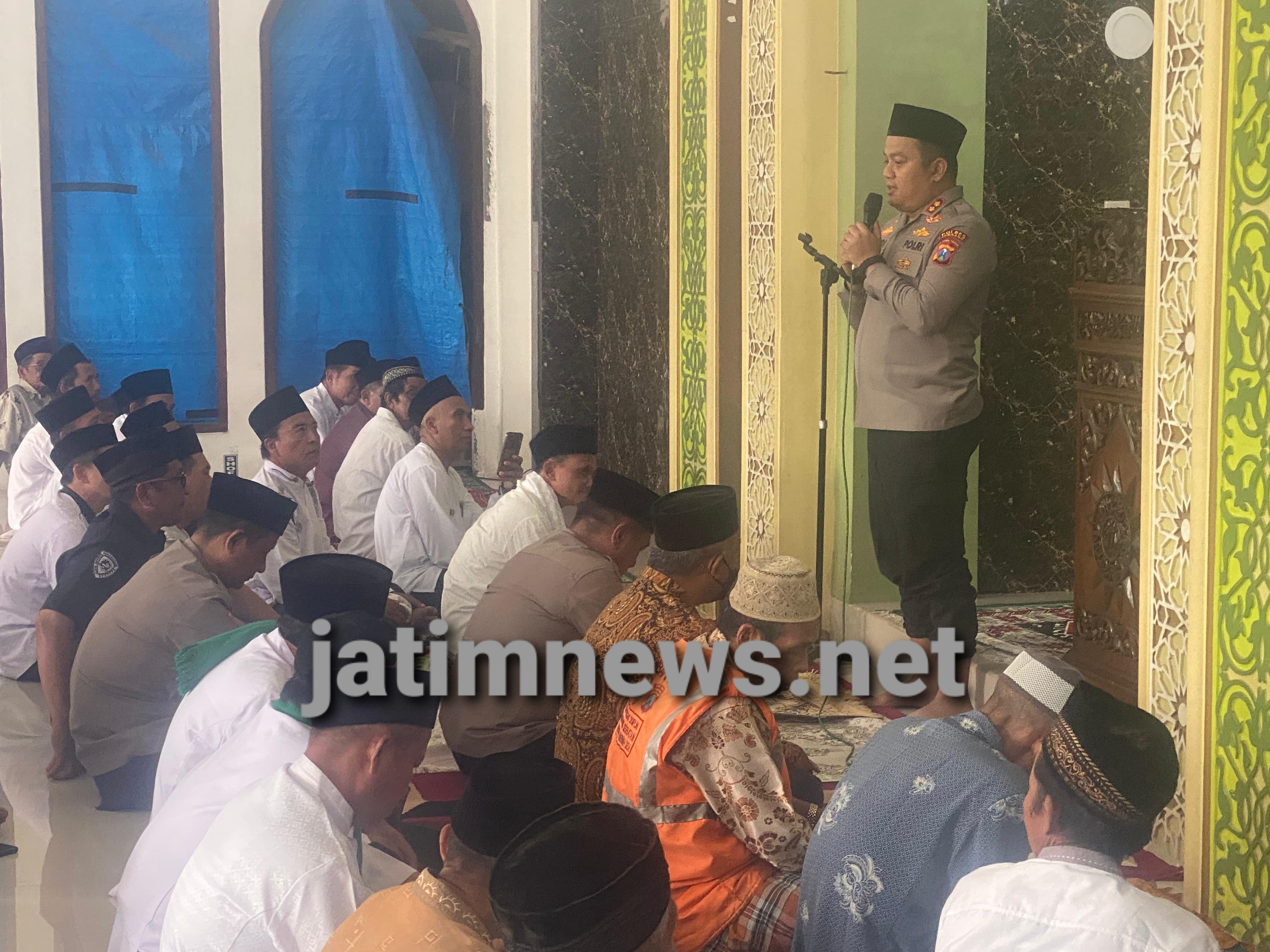 Jumat Curhat, Kapolres Berikan Imbauan Kamtibmas Kepada Warga Desa Bareng