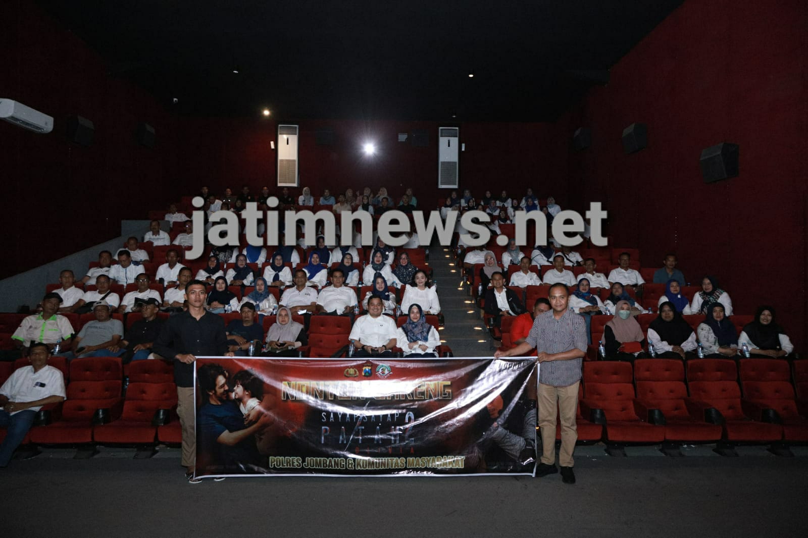 Kapolres Jombang Ajak Tokoh Pemuda hingga Wartawan Nobar Film Sayap-Sayap Patah 2