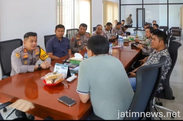 Kapolres Jombang Melaksanakan kunjungan Kerja ke CV Sinar Terang