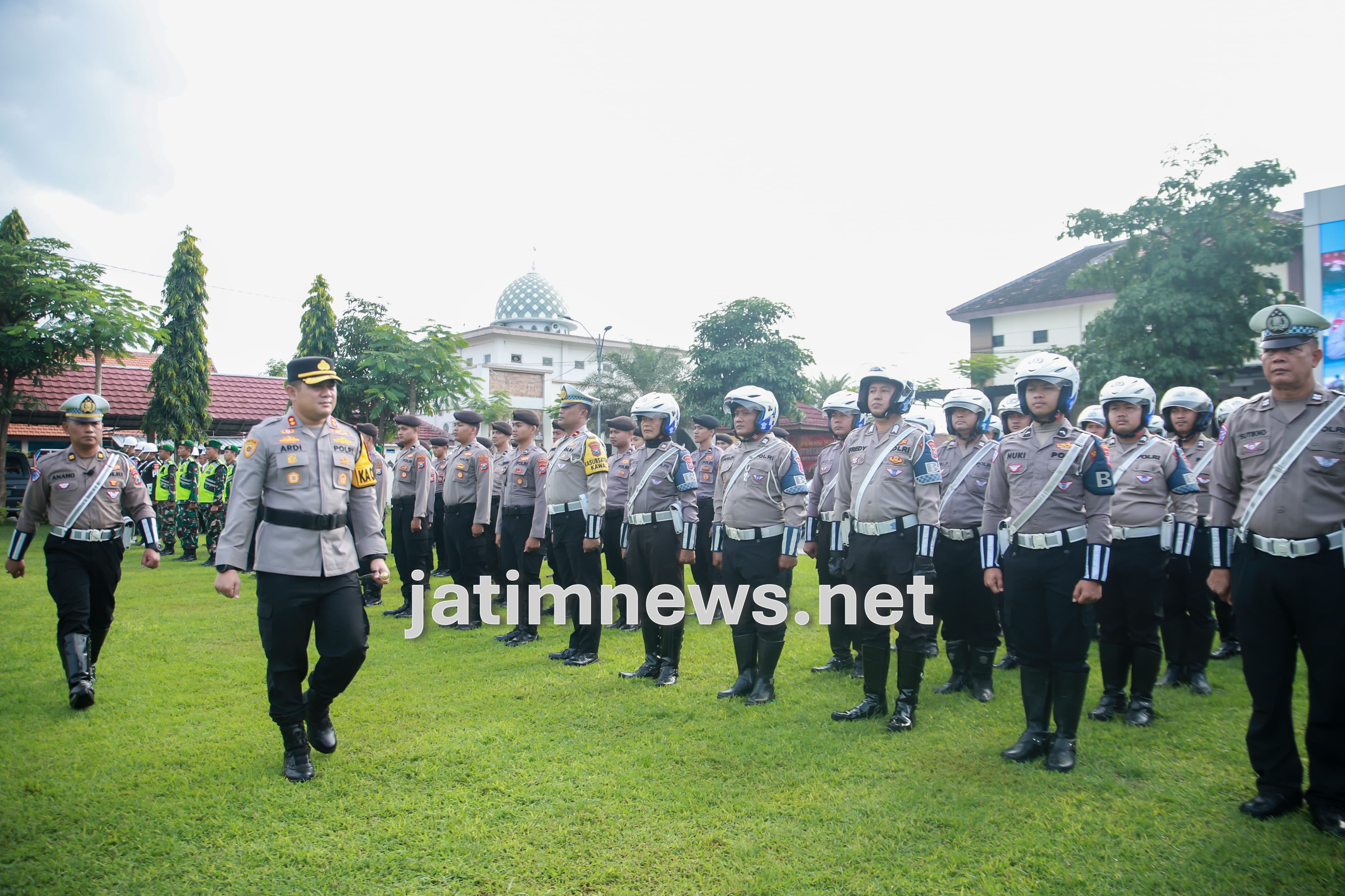 Kapolres Jombang Pimpin Apel Gelar Ops Keselamatan Semeru 2025