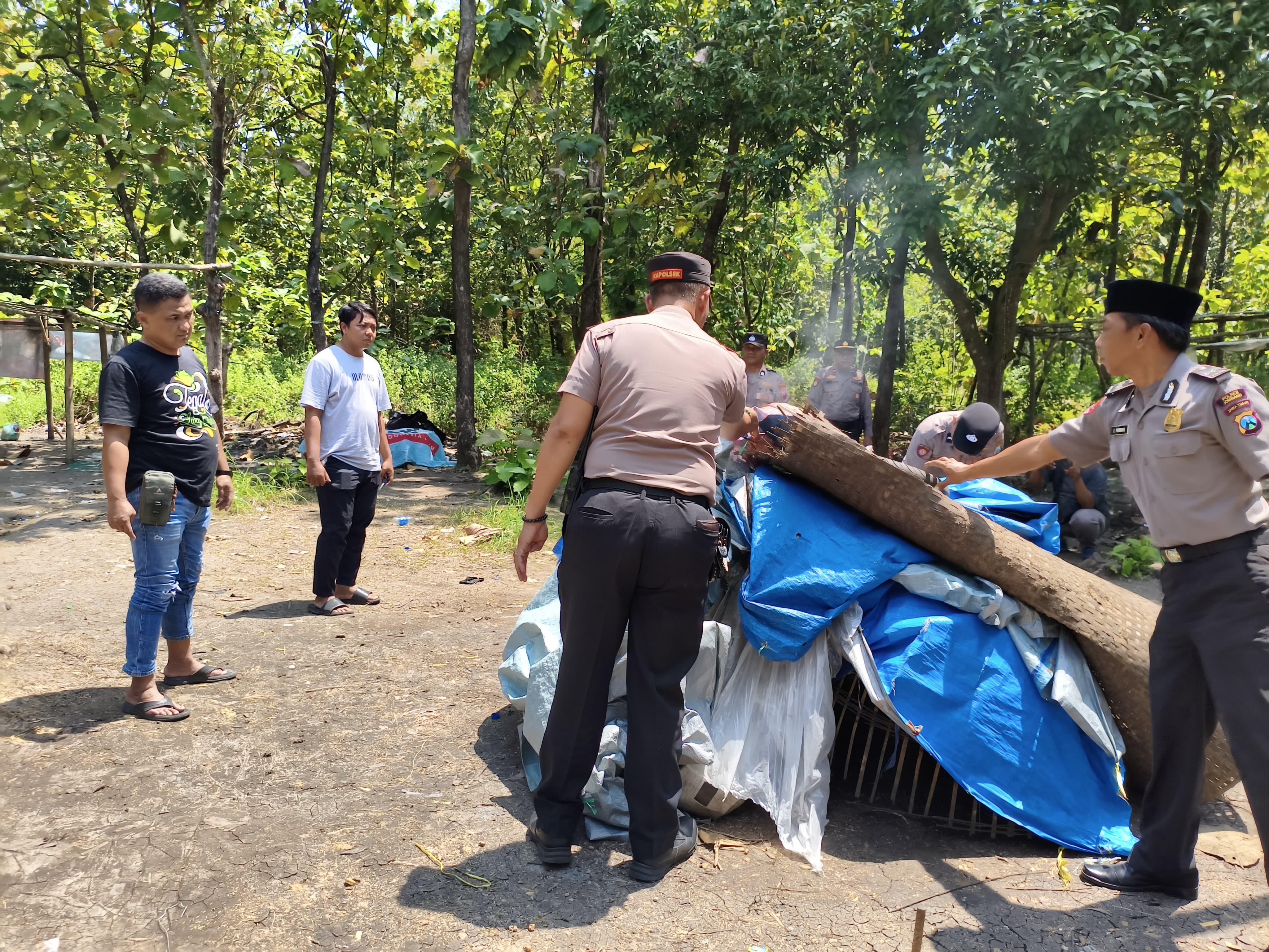 Kolaborasi TNI-Polri Intensifkan Penindakan Judi Sabung Ayam di Jombang