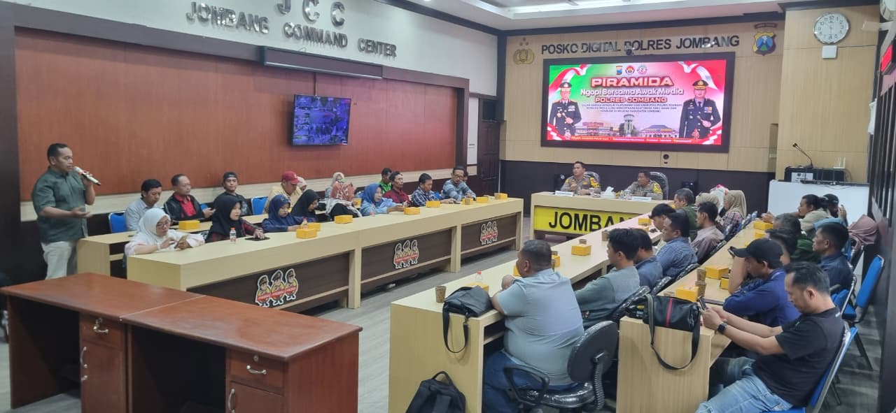 Ngopi Bareng Bersama Awak Media, Polres Jombang Perkuat Silaturahm dan Sinergitas