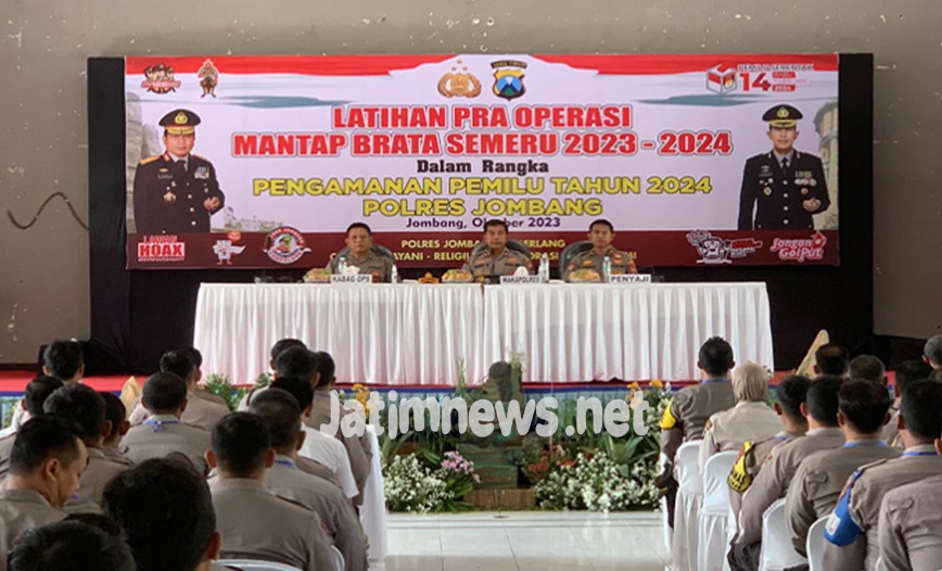 Polres Jombang Gelar Latpraops Mantap Brata Semeru 2023-2024