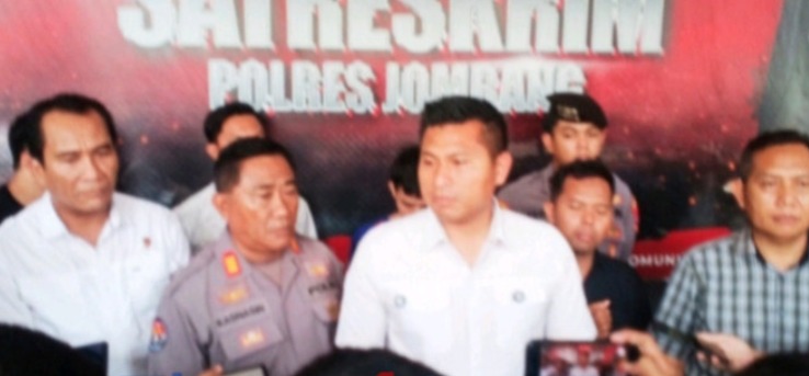 Reskrim polres Jombang Mengamankan  Pencuri Kambing 8 Ekor, Di jual lewat Medsos