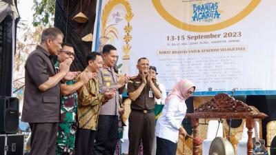 Brantas Acarita tahun 2023 di Kabupaten Jombang Berlangsung Meriah.