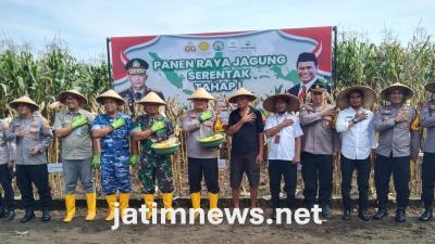 Dukung Swasembada Pangan, Polres Jombang Panen Raya Jagung Tahap I