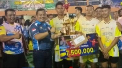 Kapolres Jombang Tutup Kejuaraan Bola Voli HUT Bhayangkara ke-80, Polsek Ngoro dan Polsek Jombang Kota Raih Gelar Juara  Jombang