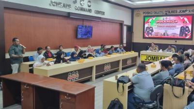 Ngopi Bareng Bersama Awak Media, Polres Jombang Perkuat Silaturahm dan Sinergitas