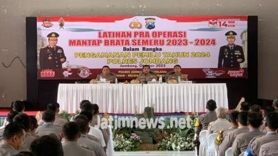 Polres Jombang Gelar Latpraops Mantap Brata Semeru 2023-2024