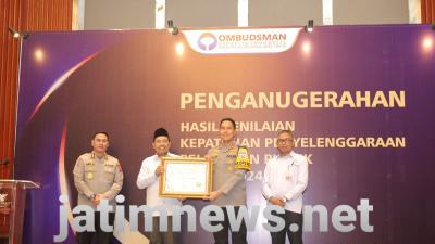 Polres Jombang Meraih Penghargaan Kepatuhan Pelayanan Publik dari Ombudsman RI