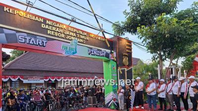 Ribuan Goweser Ramaikan Fun Bike 2025 Sambut HUT Bhayangkara di Jombang