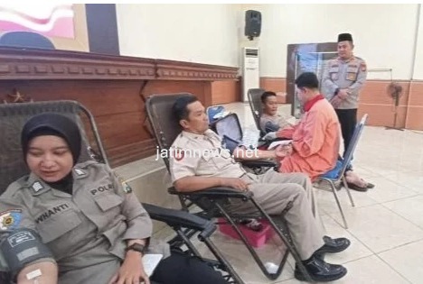 Wujudkan Kepedulian Sosial, Polres Jombang Gelar Donor Darah di Hari Jadi ke 77 Polwan